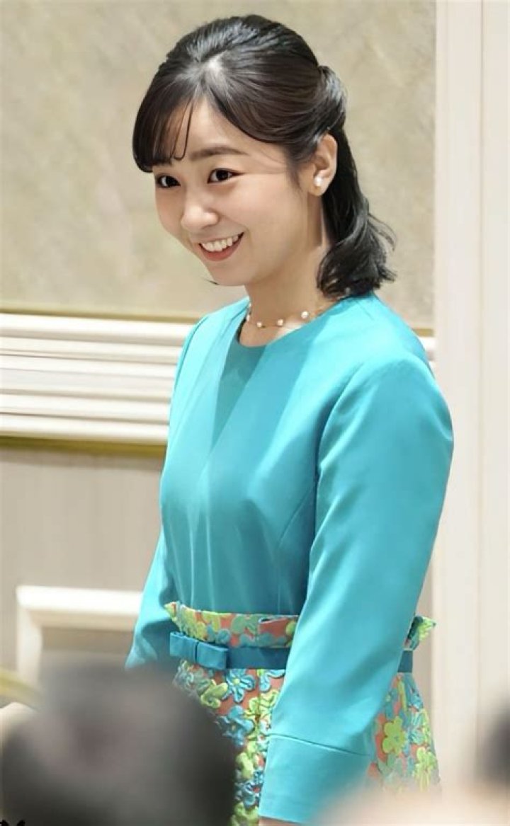 佳子さま“アイプチ”検索急増の理由　皇室と美容の令和的新関係